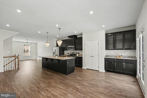 MLS: VASP2045862