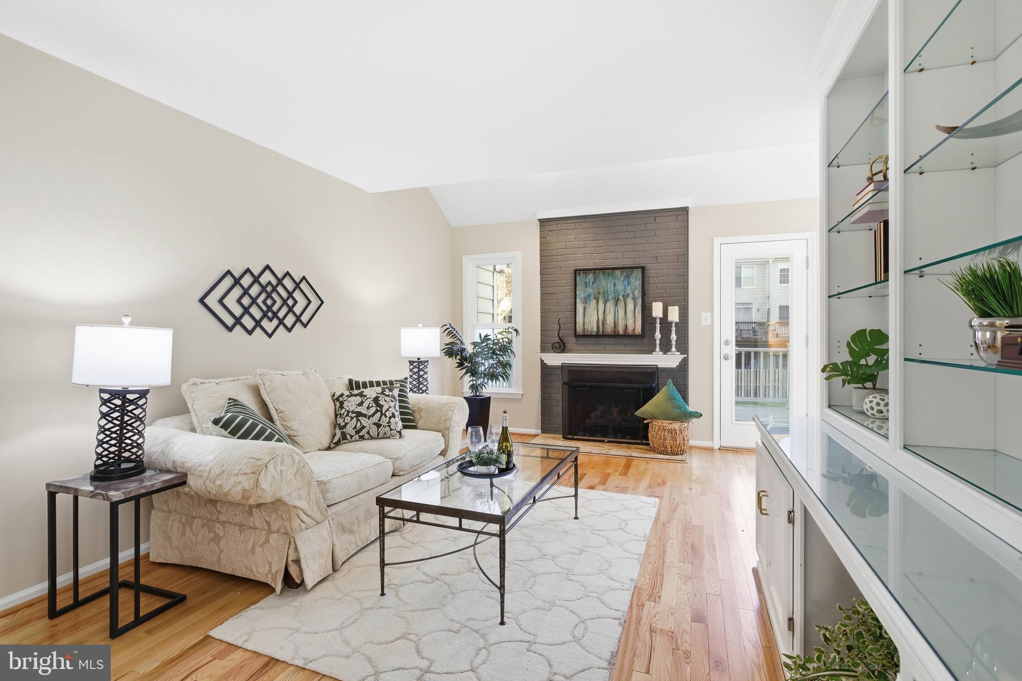 SULLY STATION - Residential