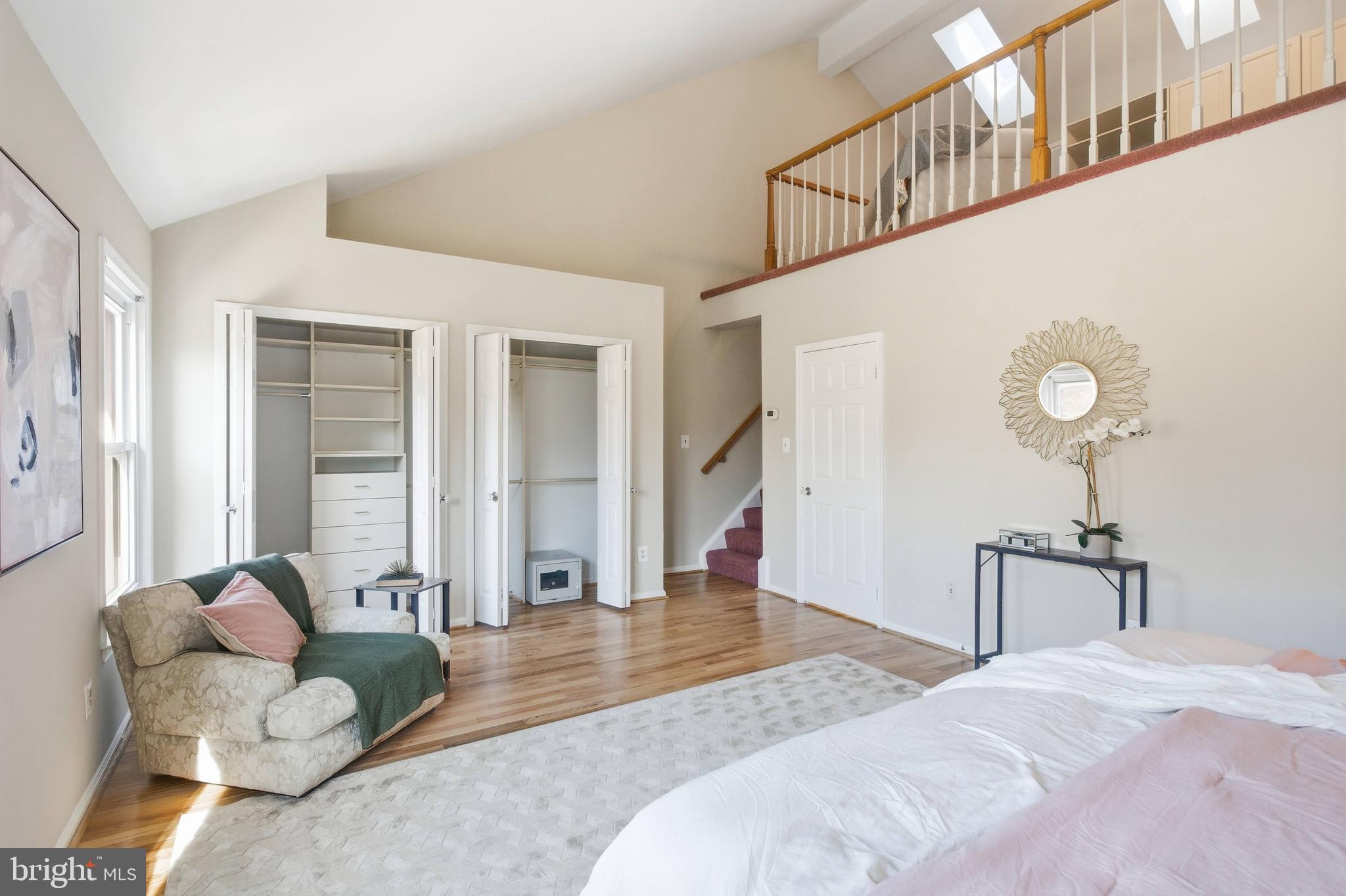 SULLY STATION - Residential