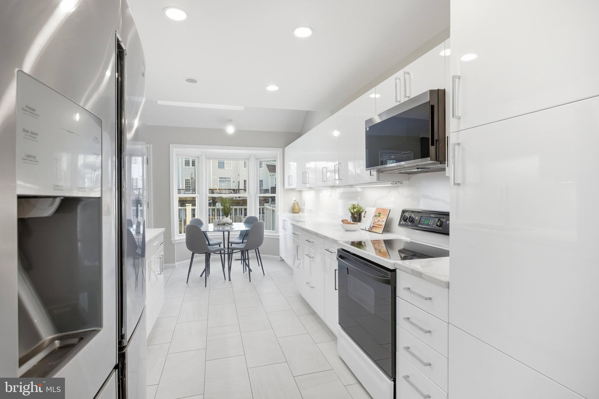 SULLY STATION - Residential