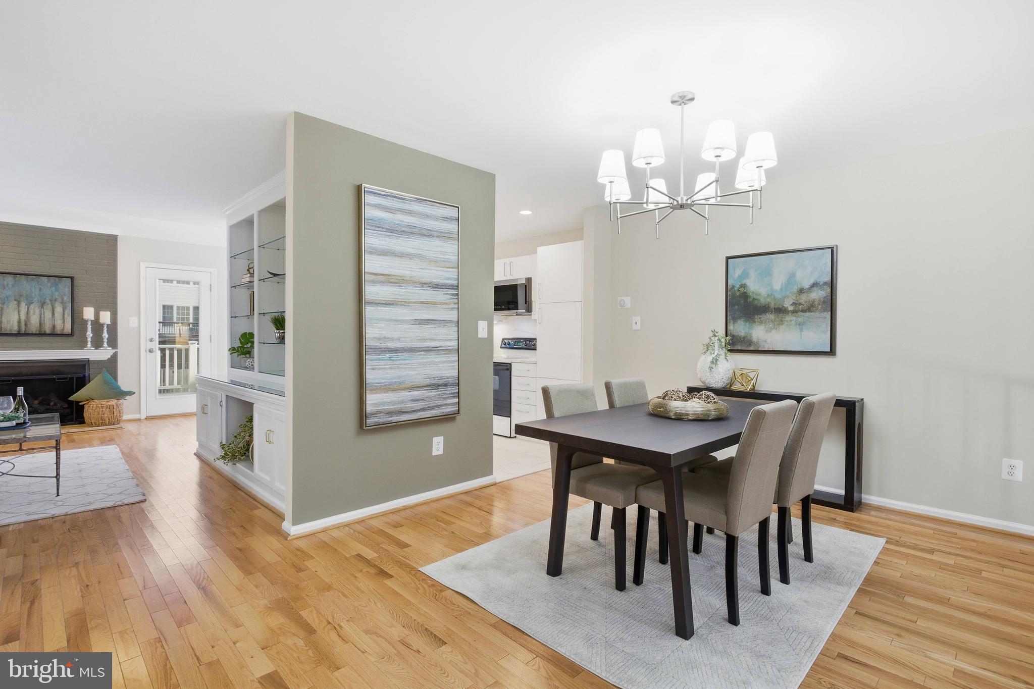 SULLY STATION - Residential