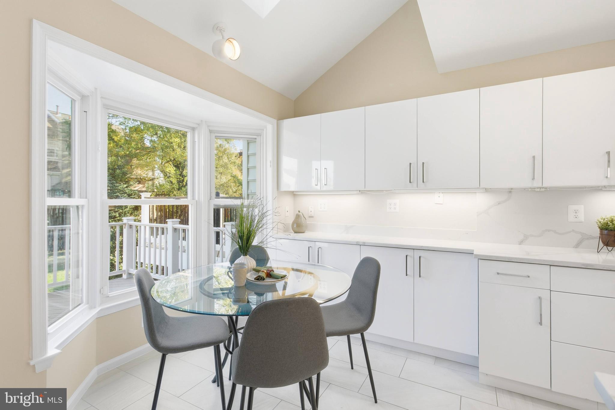 SULLY STATION - Residential