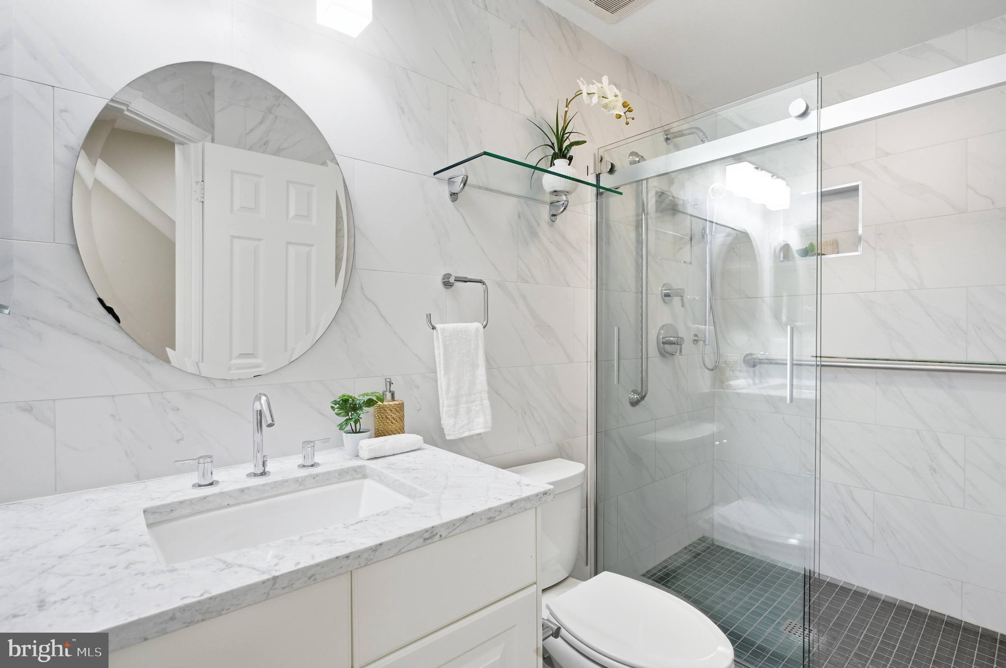 SULLY STATION - Residential