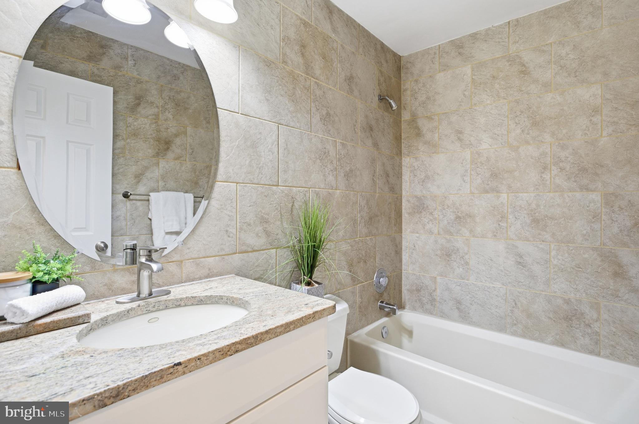 SULLY STATION - Residential