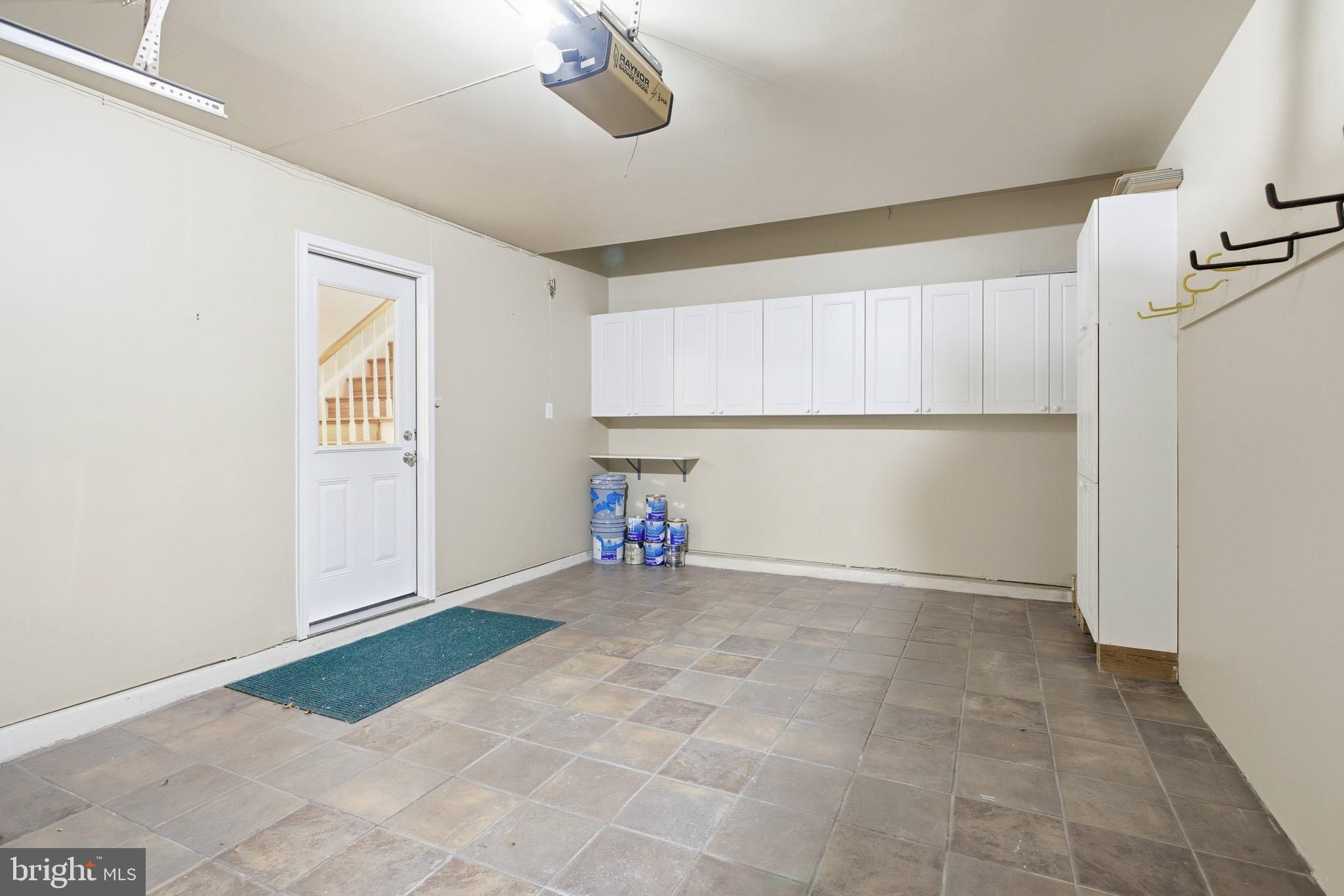 SULLY STATION - Residential