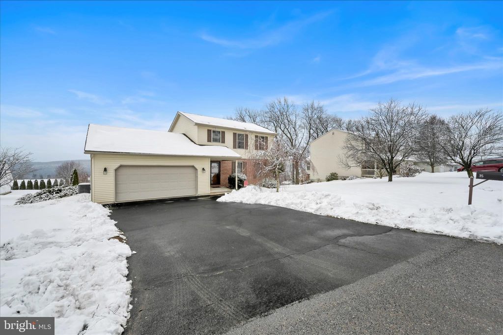 Photo of 35 Jack And Jill Drive, SCHUYLKILL HAVEN, PA 17972 (MLS # PASK2025454)