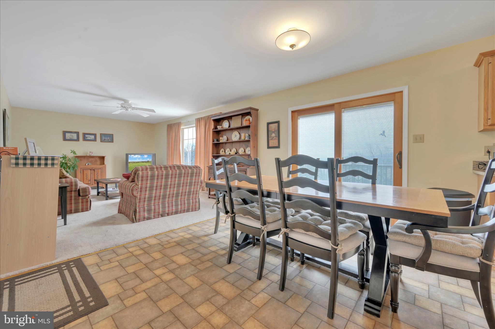 SUNNYSIDE - Residential