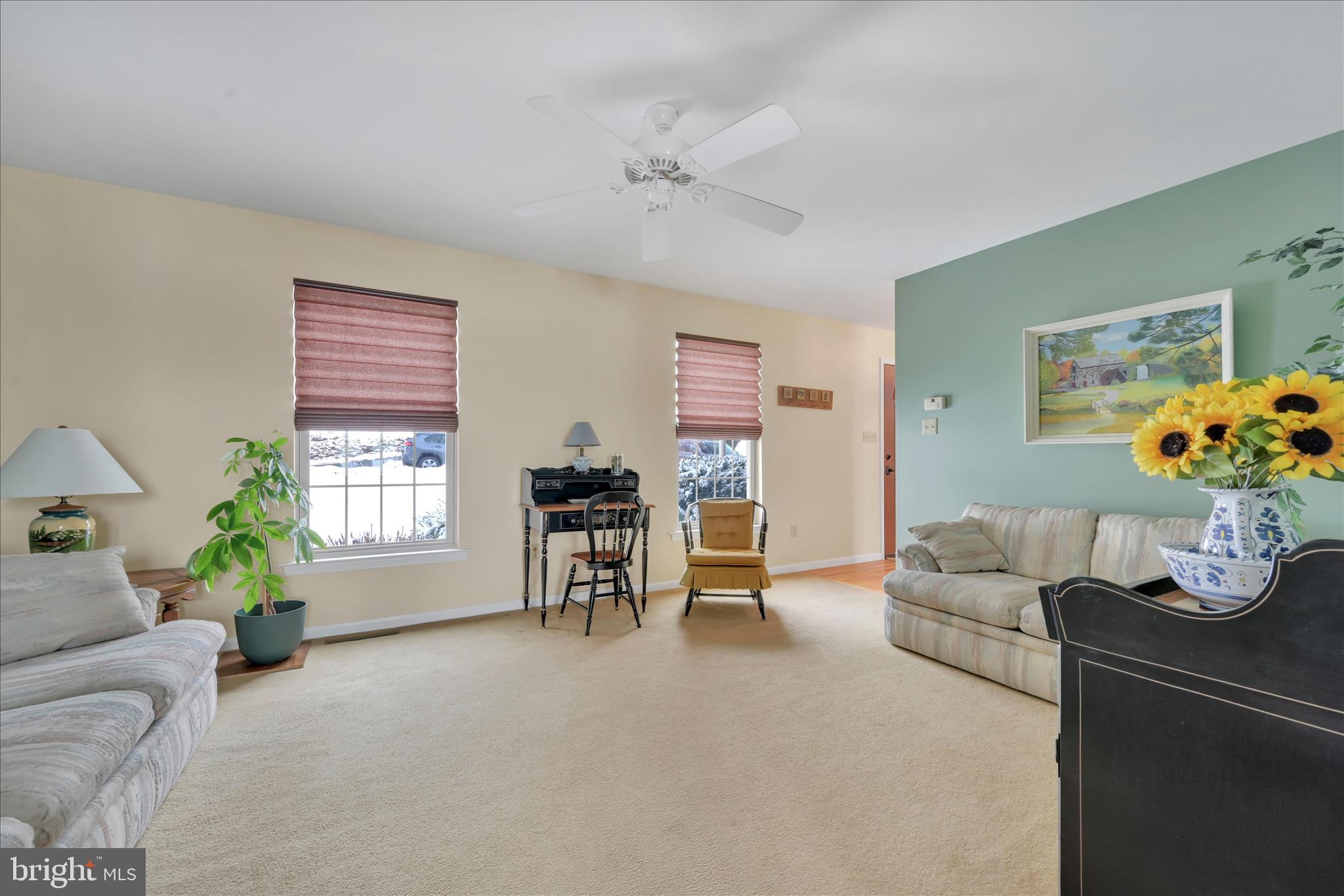 SUNNYSIDE - Residential