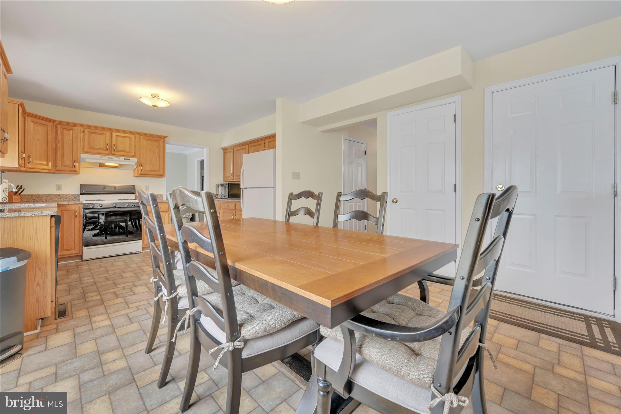 SUNNYSIDE - Residential