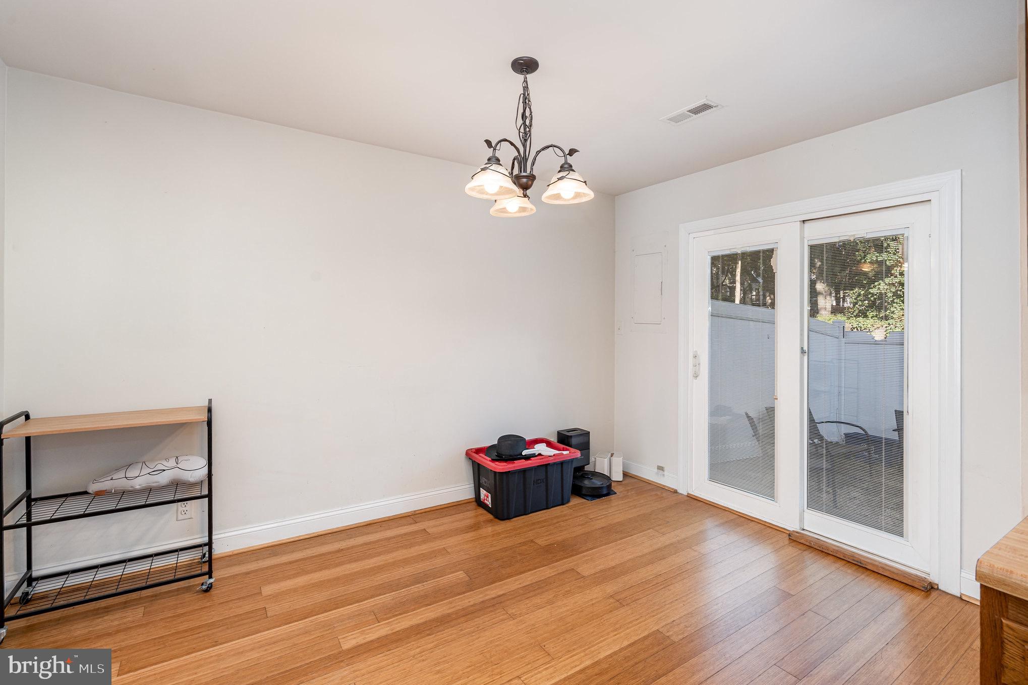 STAFFORD MEADOWS - Residential