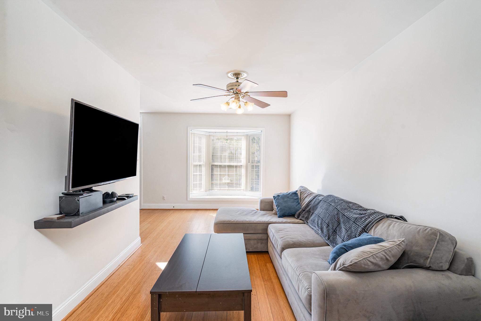 STAFFORD MEADOWS - Residential