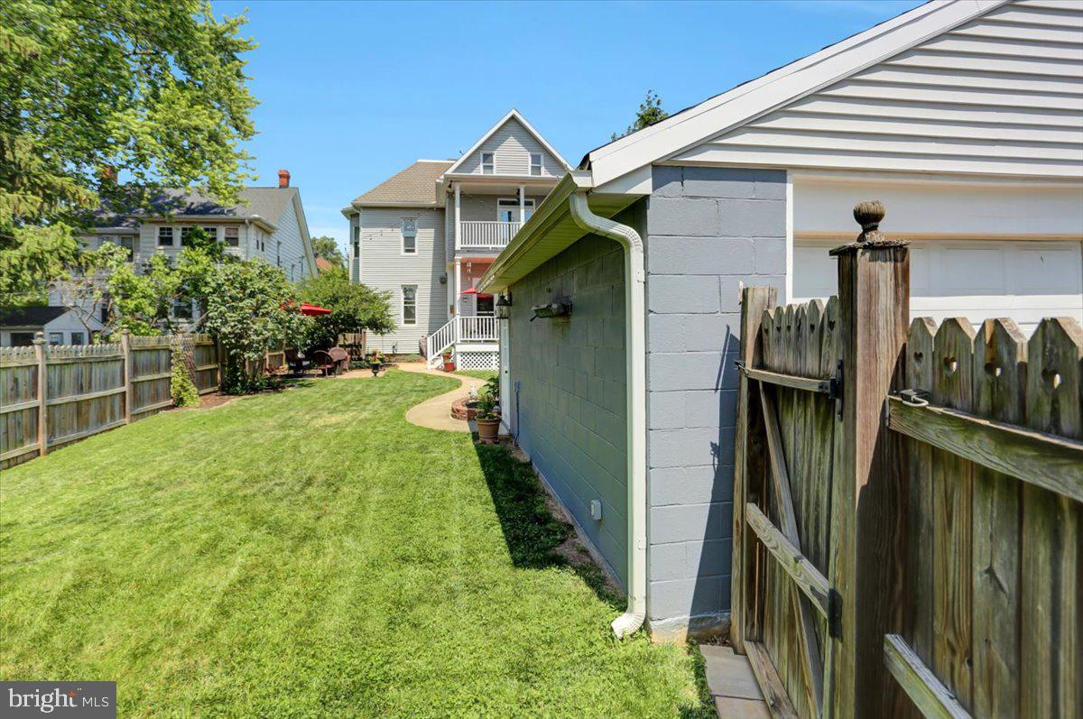 NORTH END - Residential