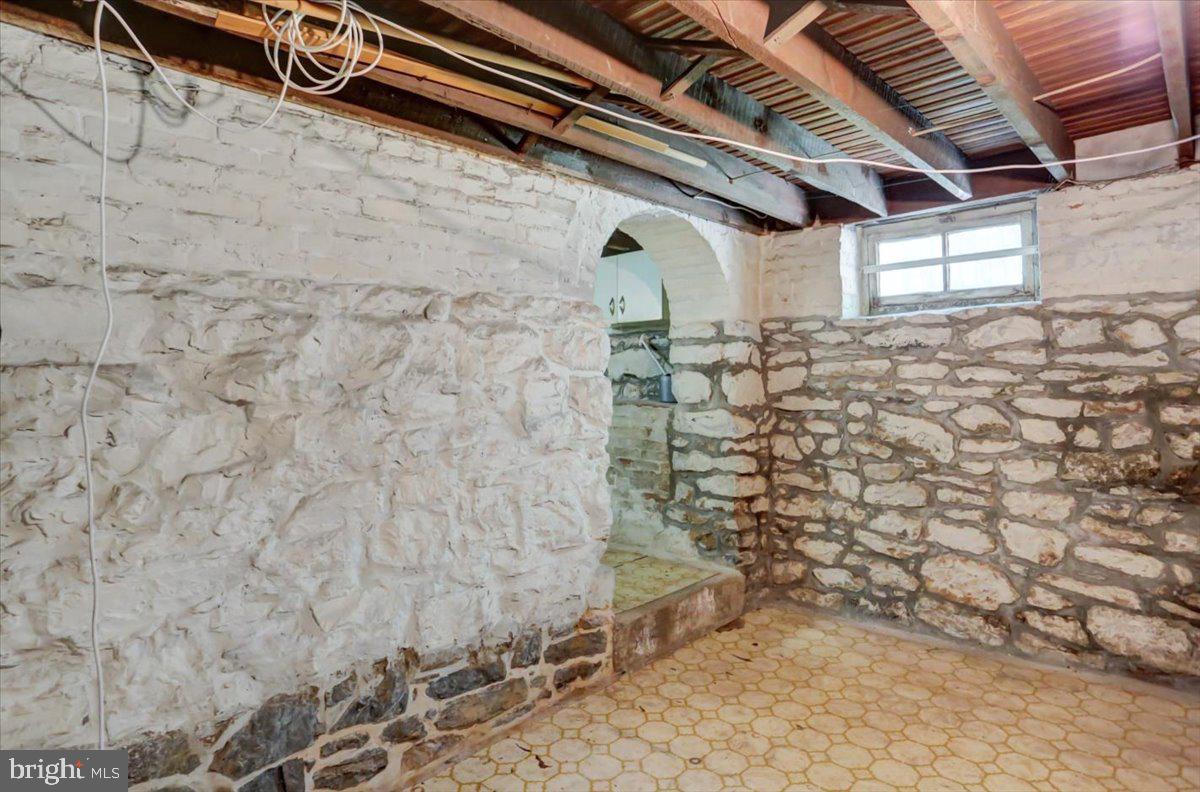 NORTH END - Residential