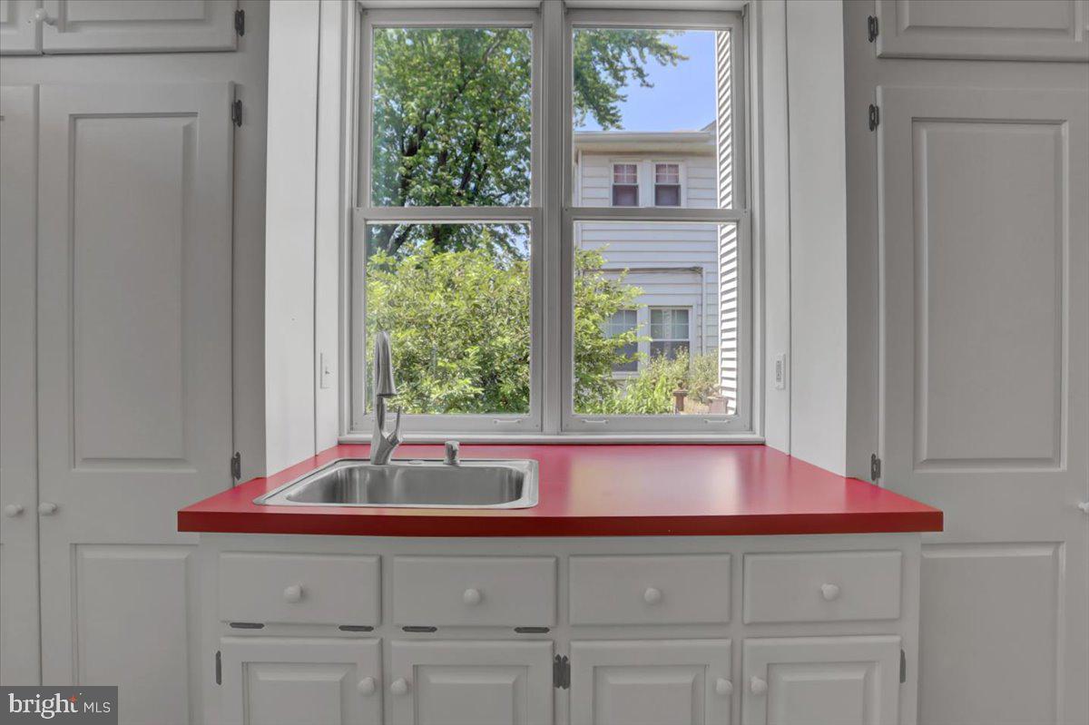 NORTH END - Residential