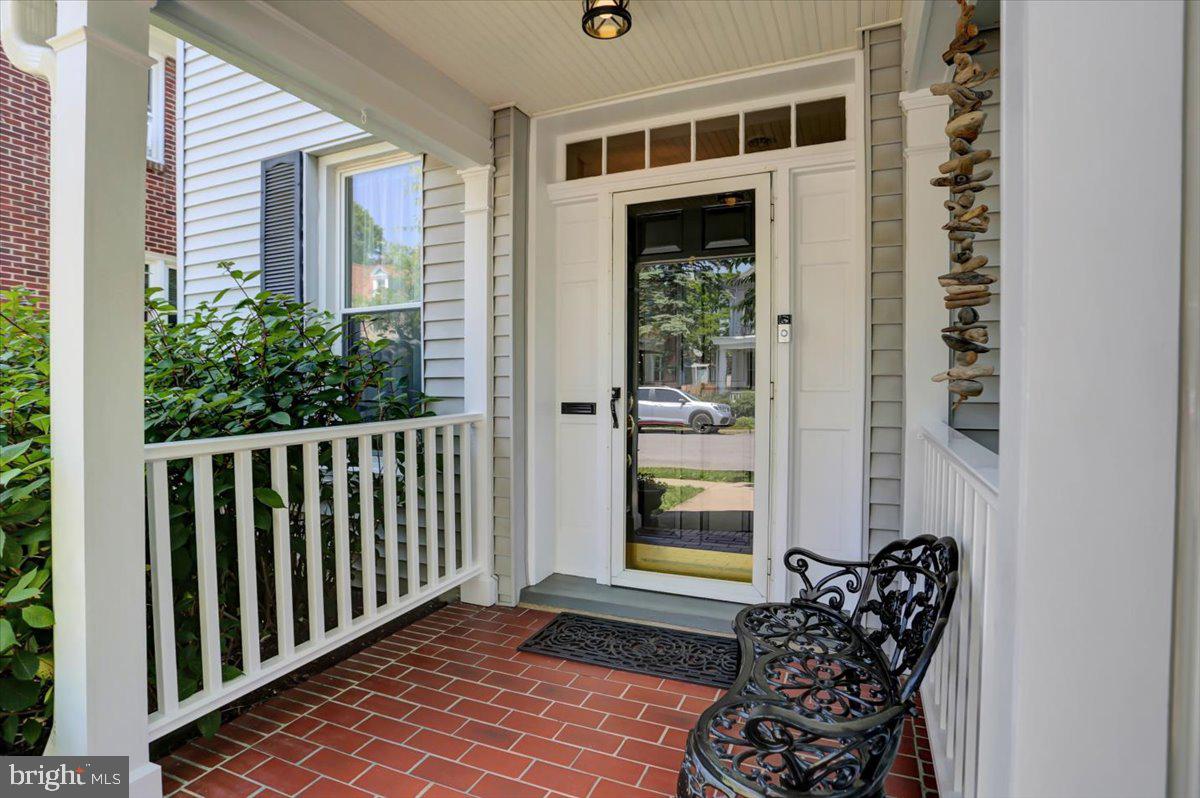 NORTH END - Residential