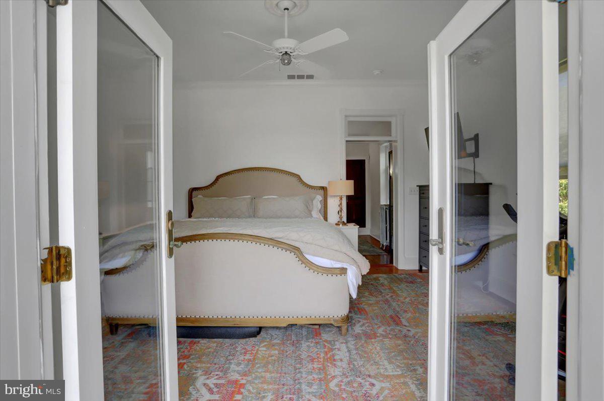 NORTH END - Residential