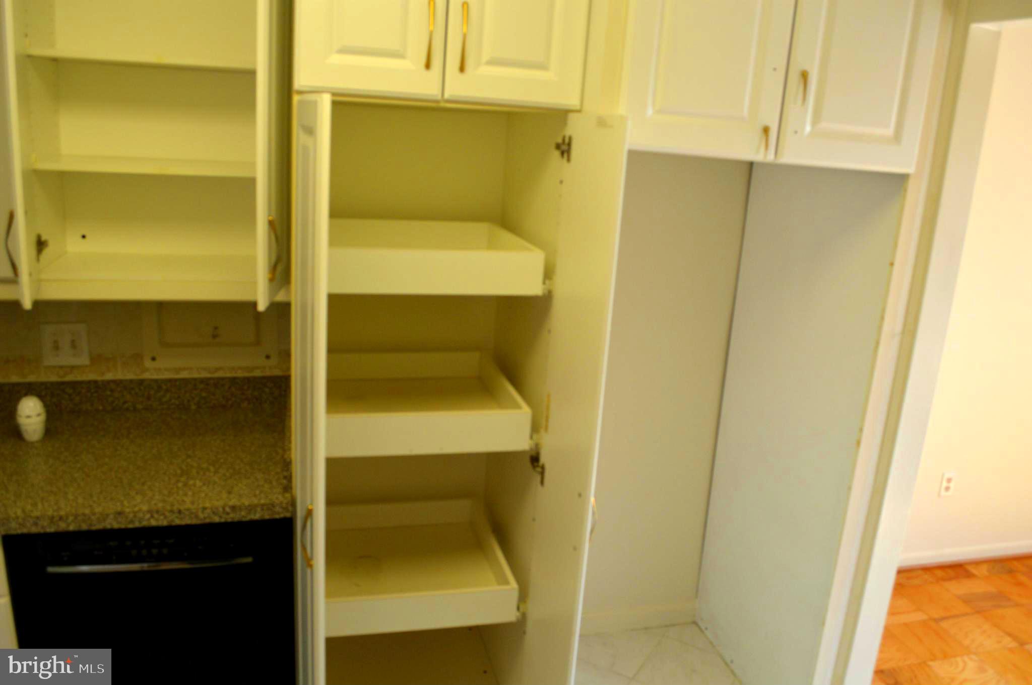 UNIVERSITY TOWERS CODM - Residential Lease