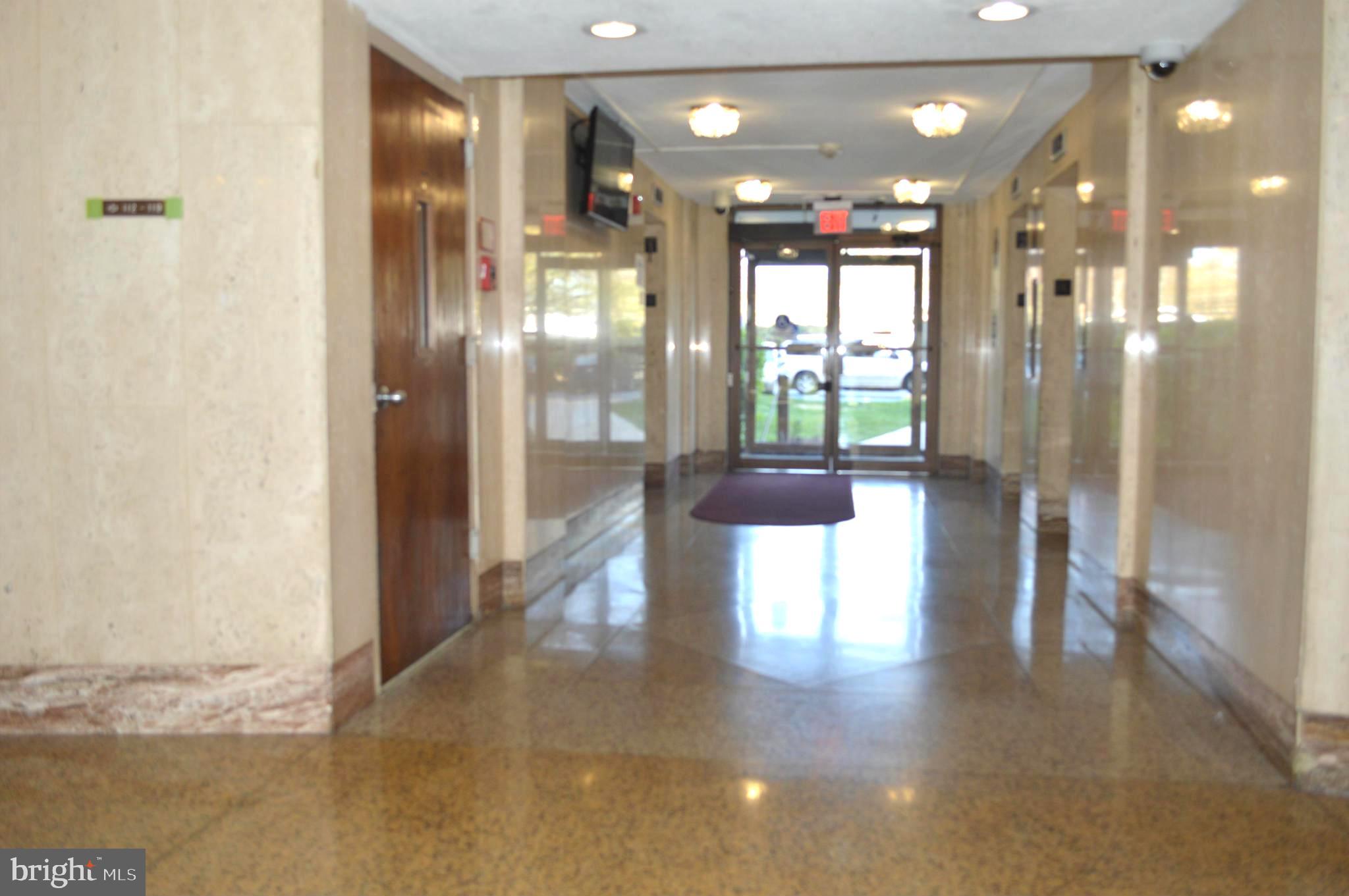 UNIVERSITY TOWERS CODM - Residential Lease