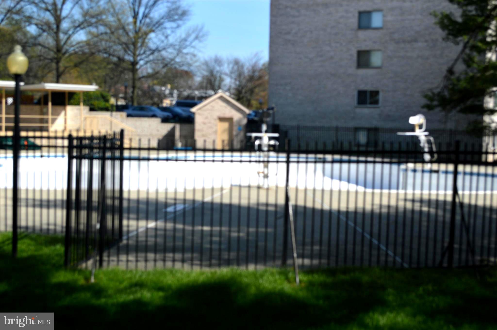 UNIVERSITY TOWERS CODM - Residential Lease