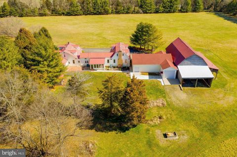 6227 6227 LIBERTY RD BEALETON VA 22712