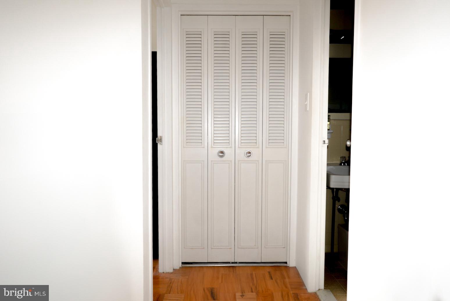 GROSVENOR PARK - Residential Lease