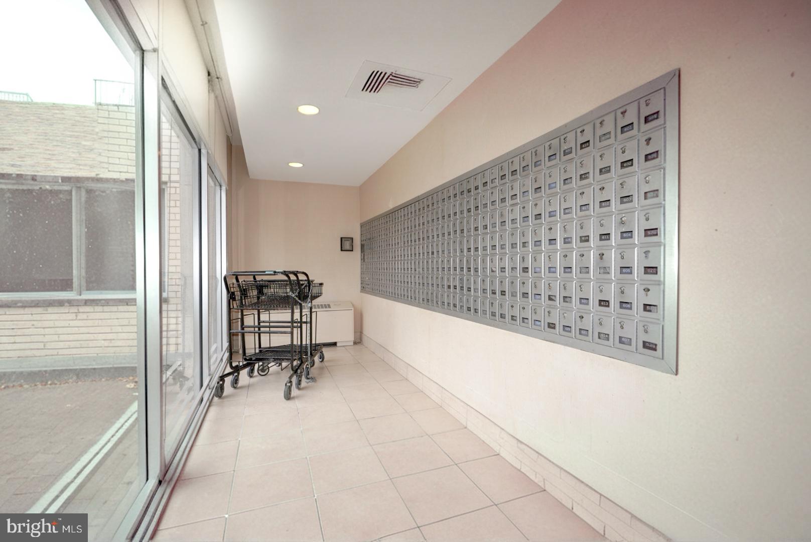 GROSVENOR PARK - Residential Lease