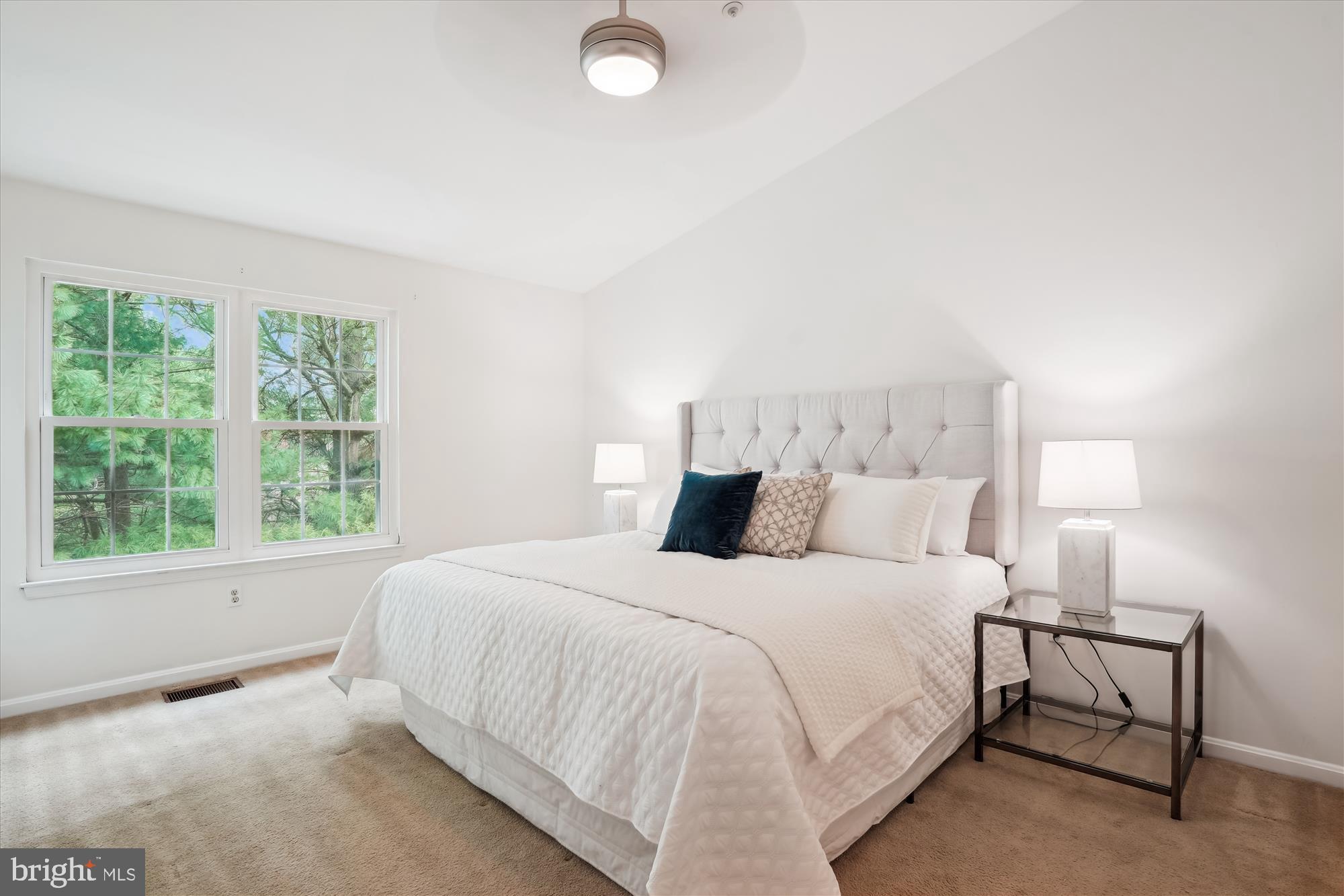 SCENERY POINTE CODM - Residential