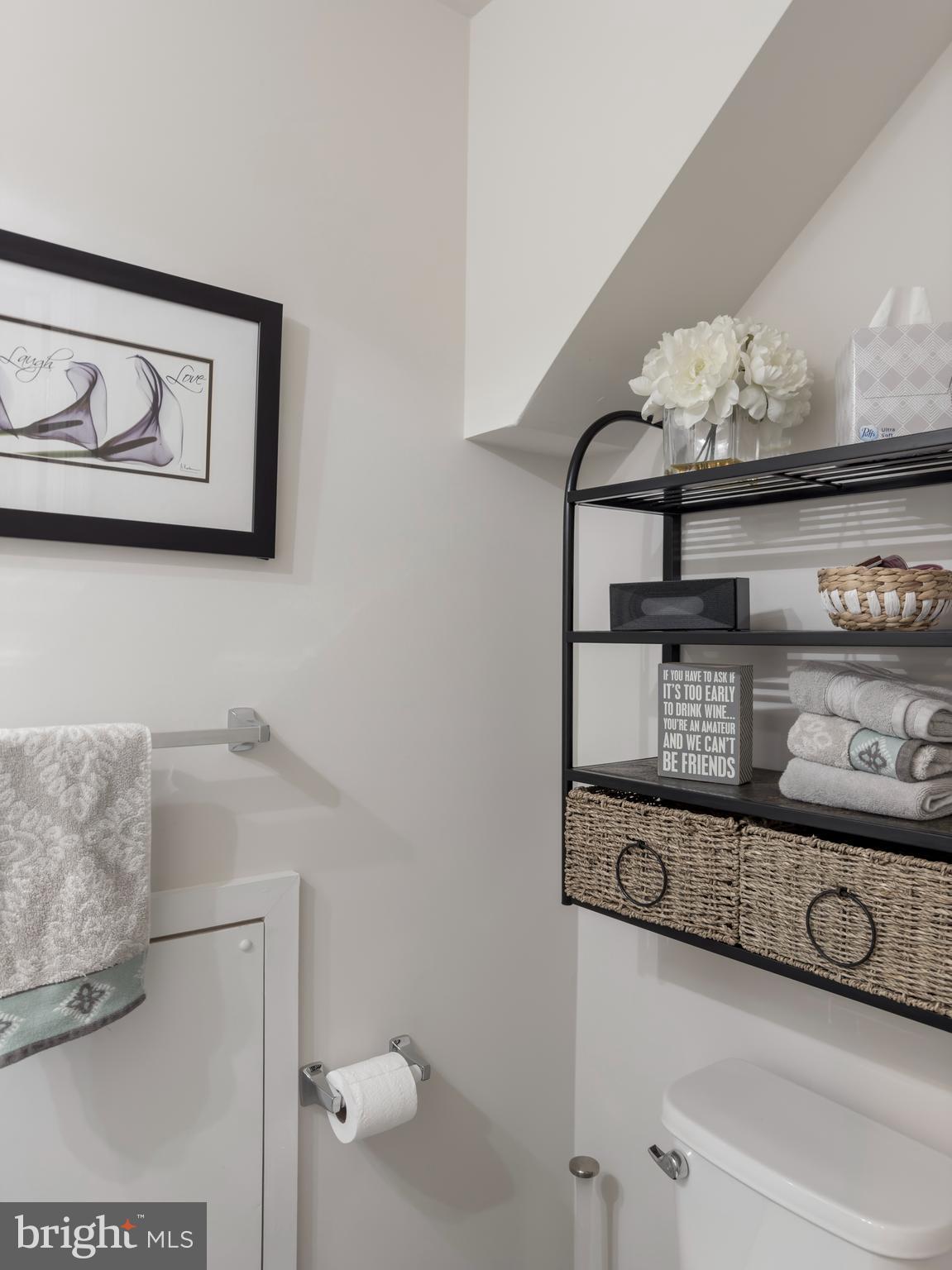 VILLAGE GREENS - Residential