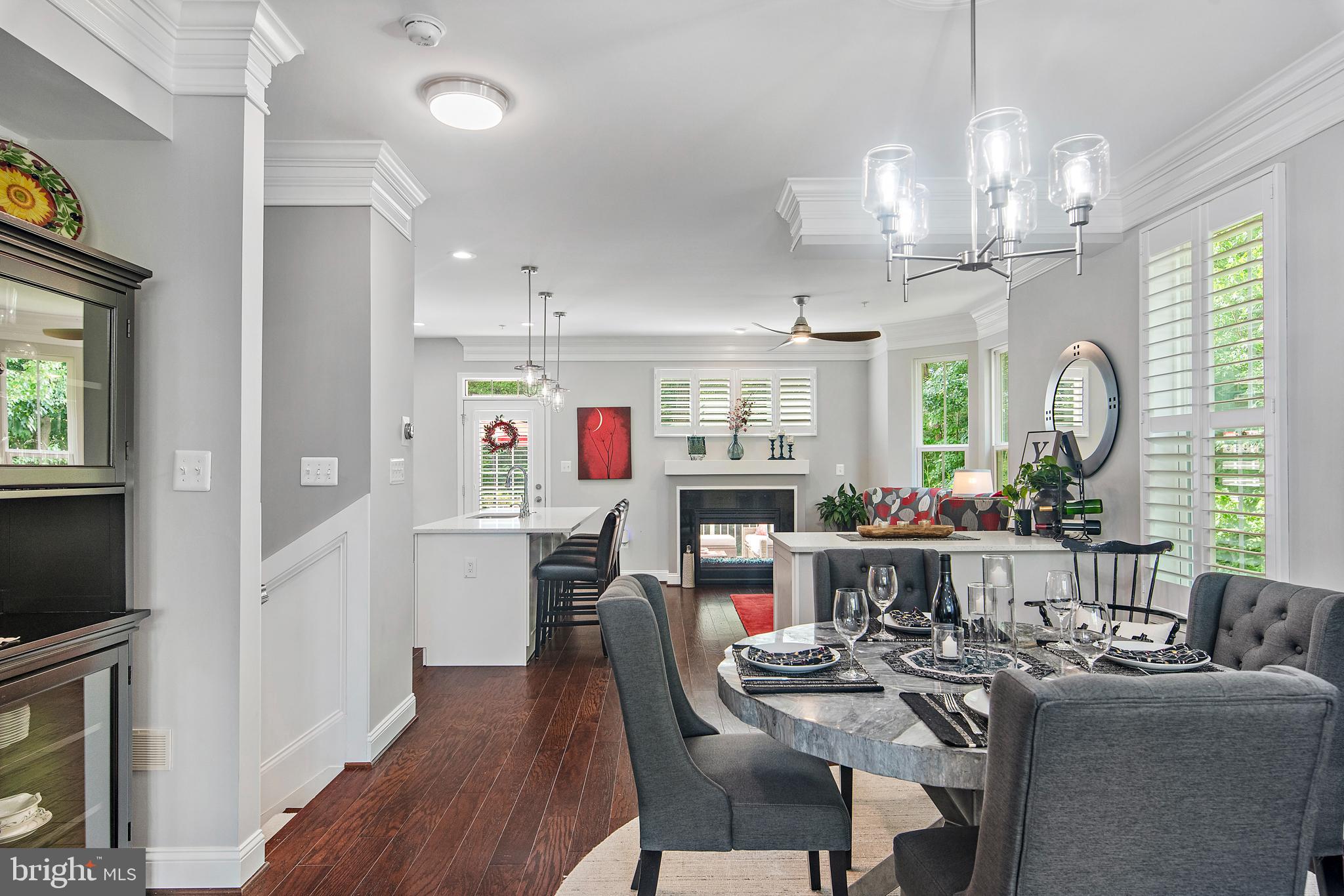 VILLAGE GREENS - Residential