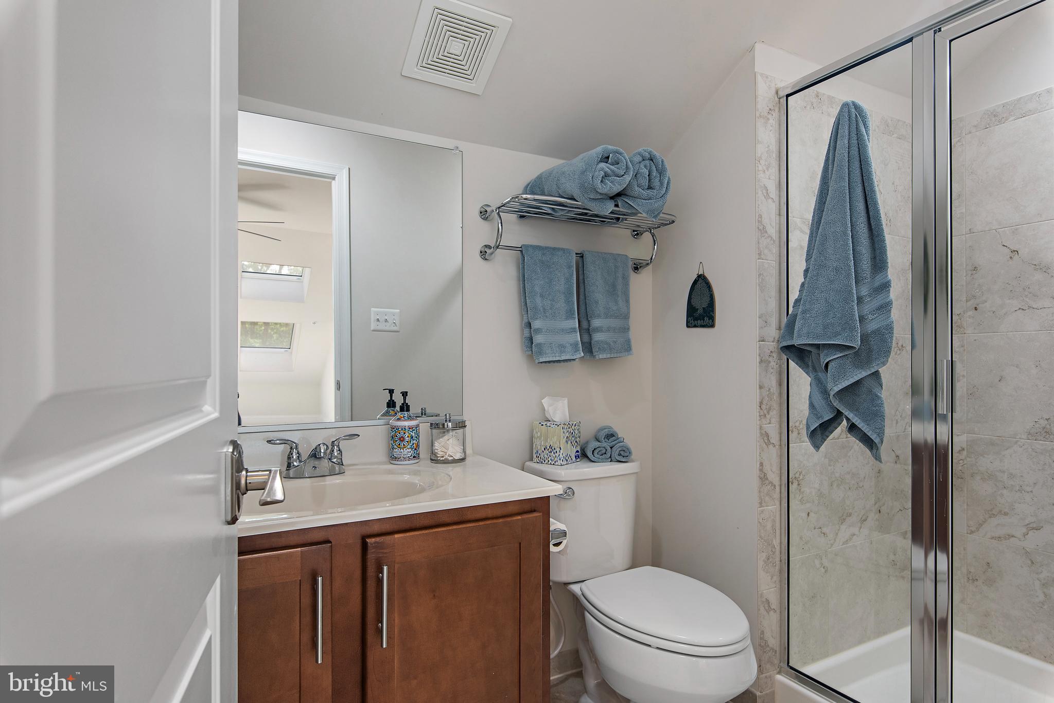 VILLAGE GREENS - Residential