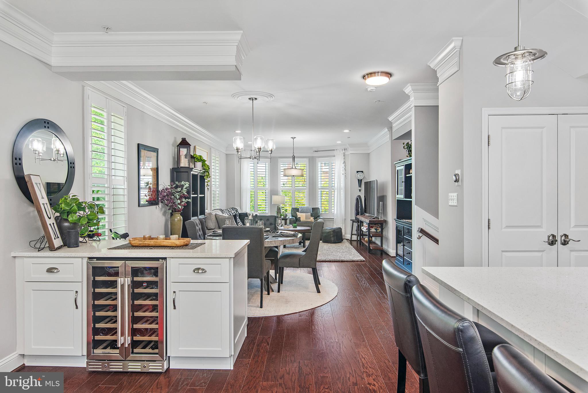 VILLAGE GREENS - Residential