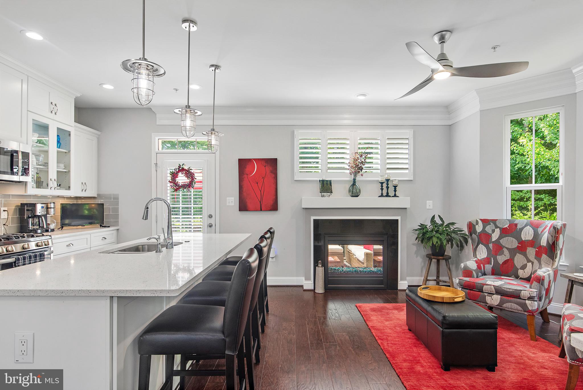 VILLAGE GREENS - Residential