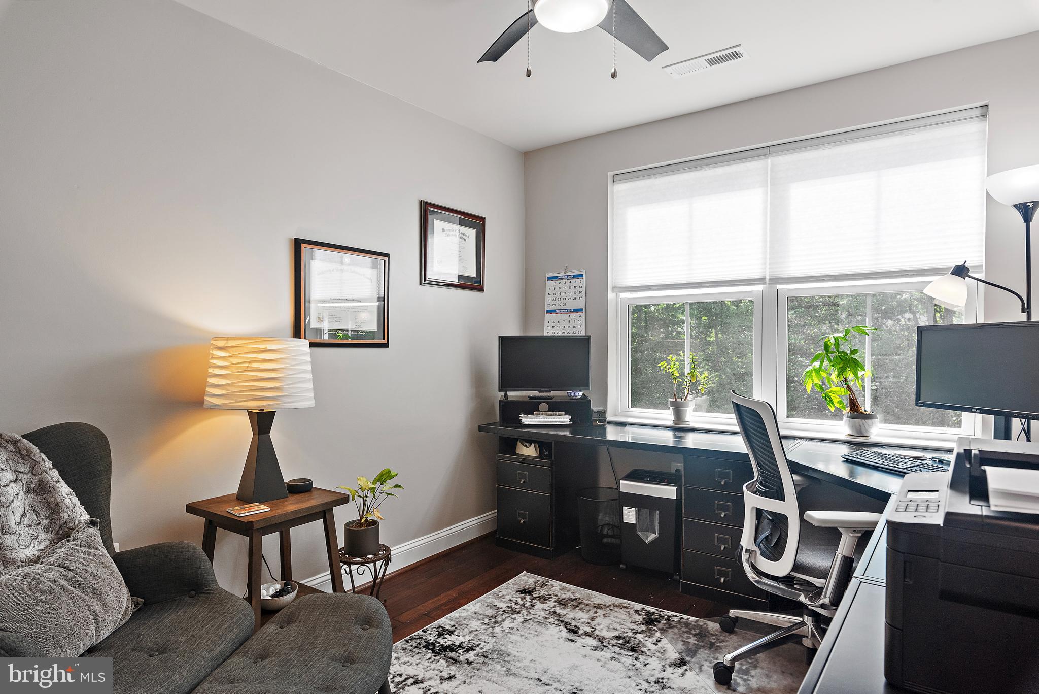 VILLAGE GREENS - Residential