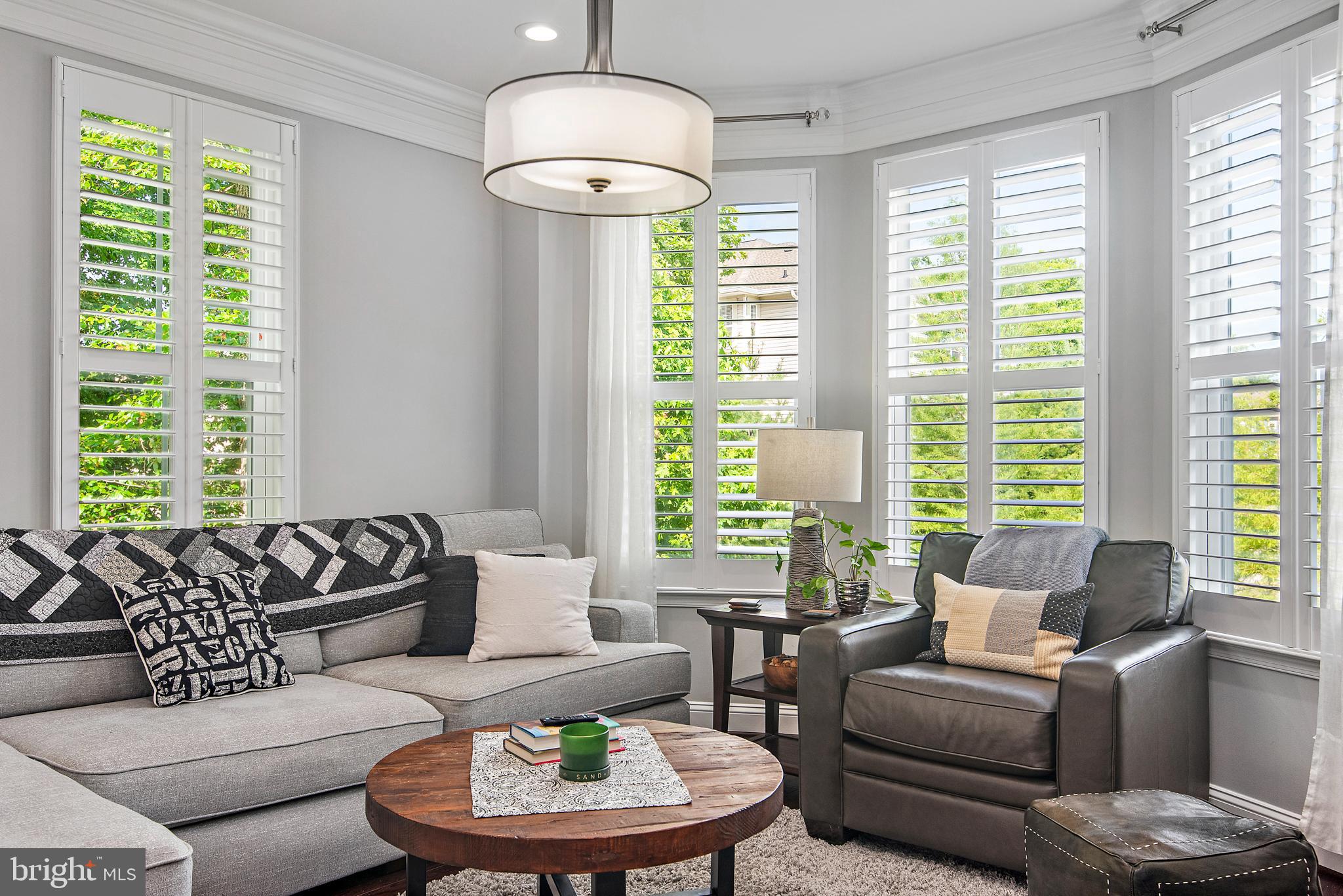 VILLAGE GREENS - Residential