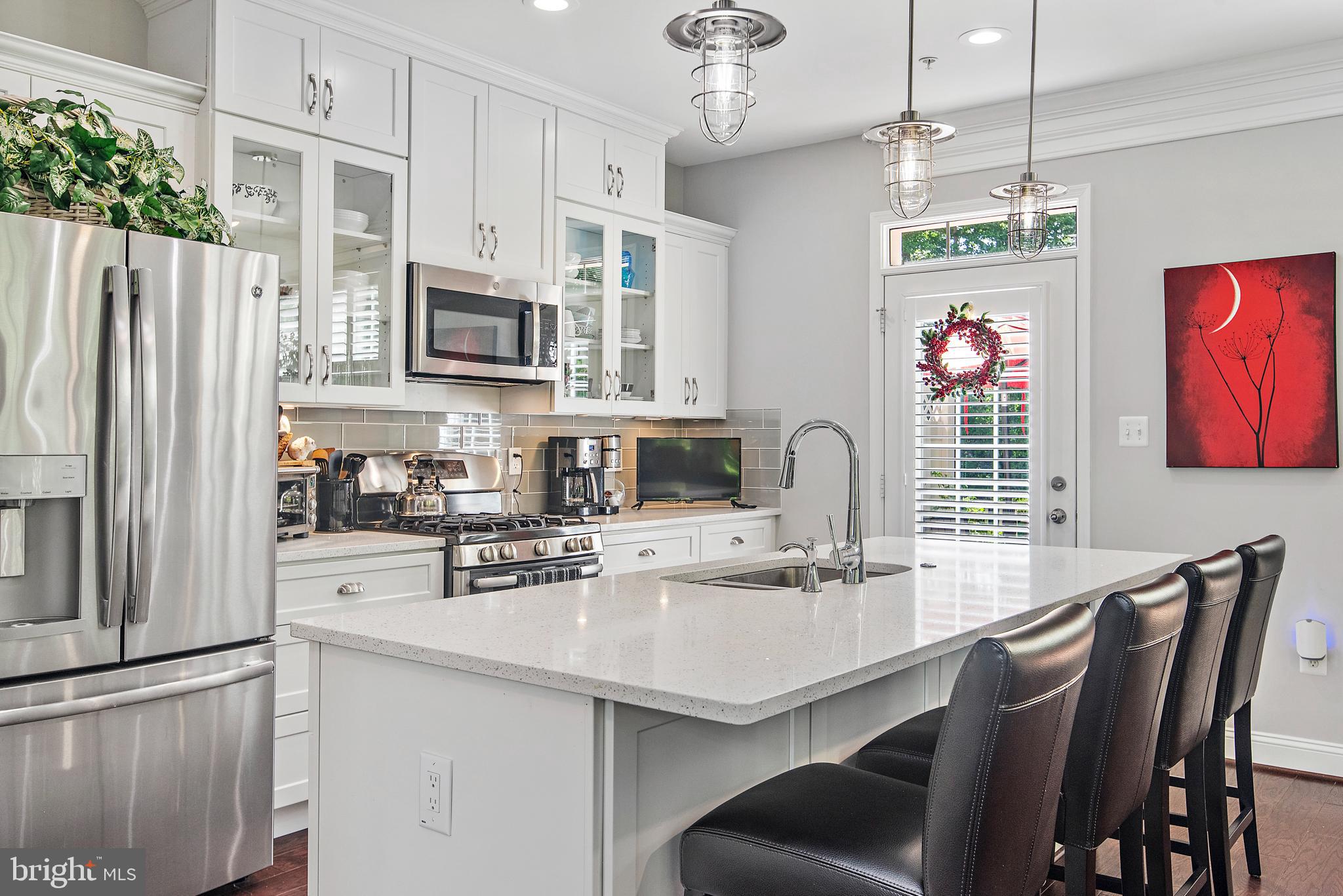 VILLAGE GREENS - Residential