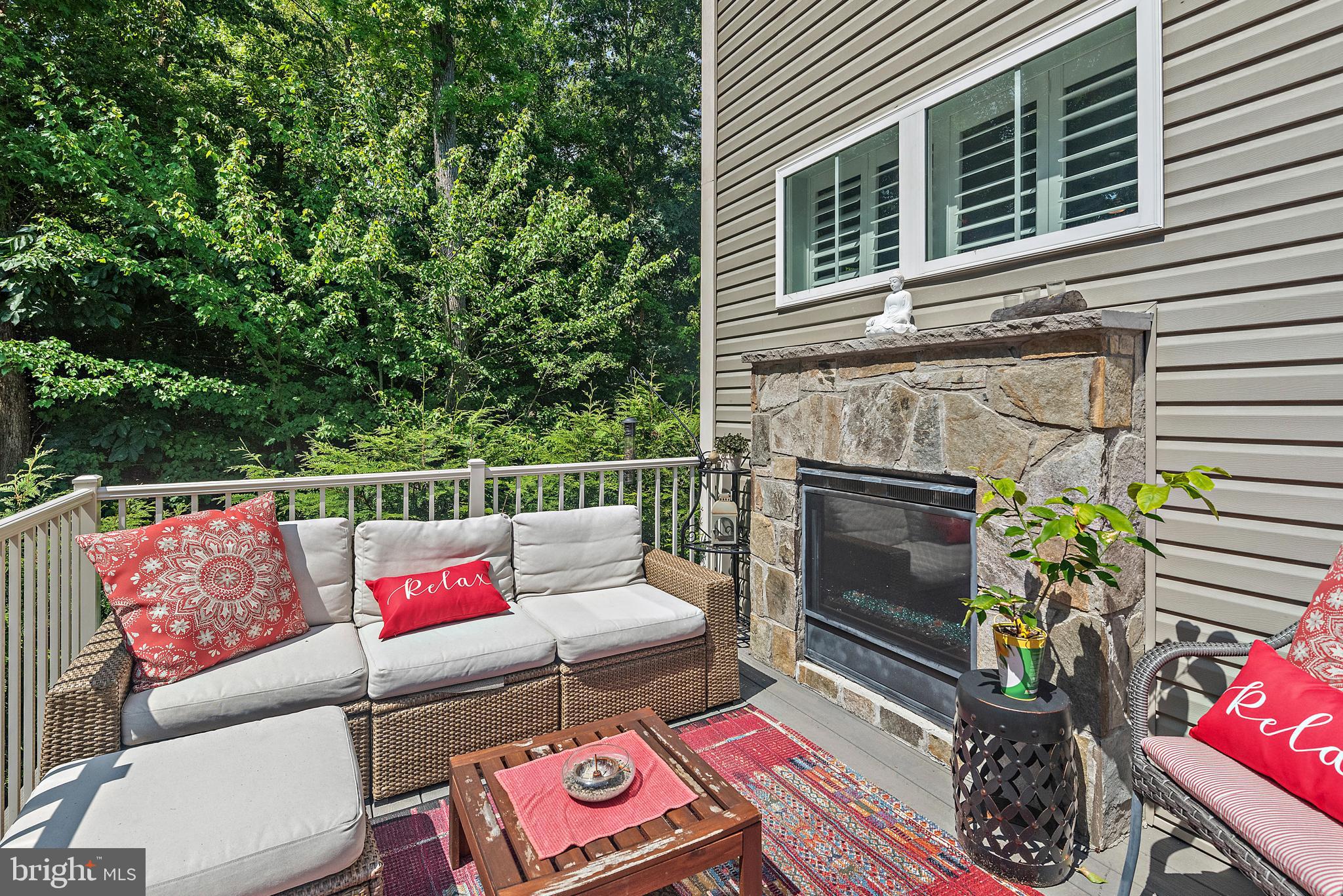 VILLAGE GREENS - Residential