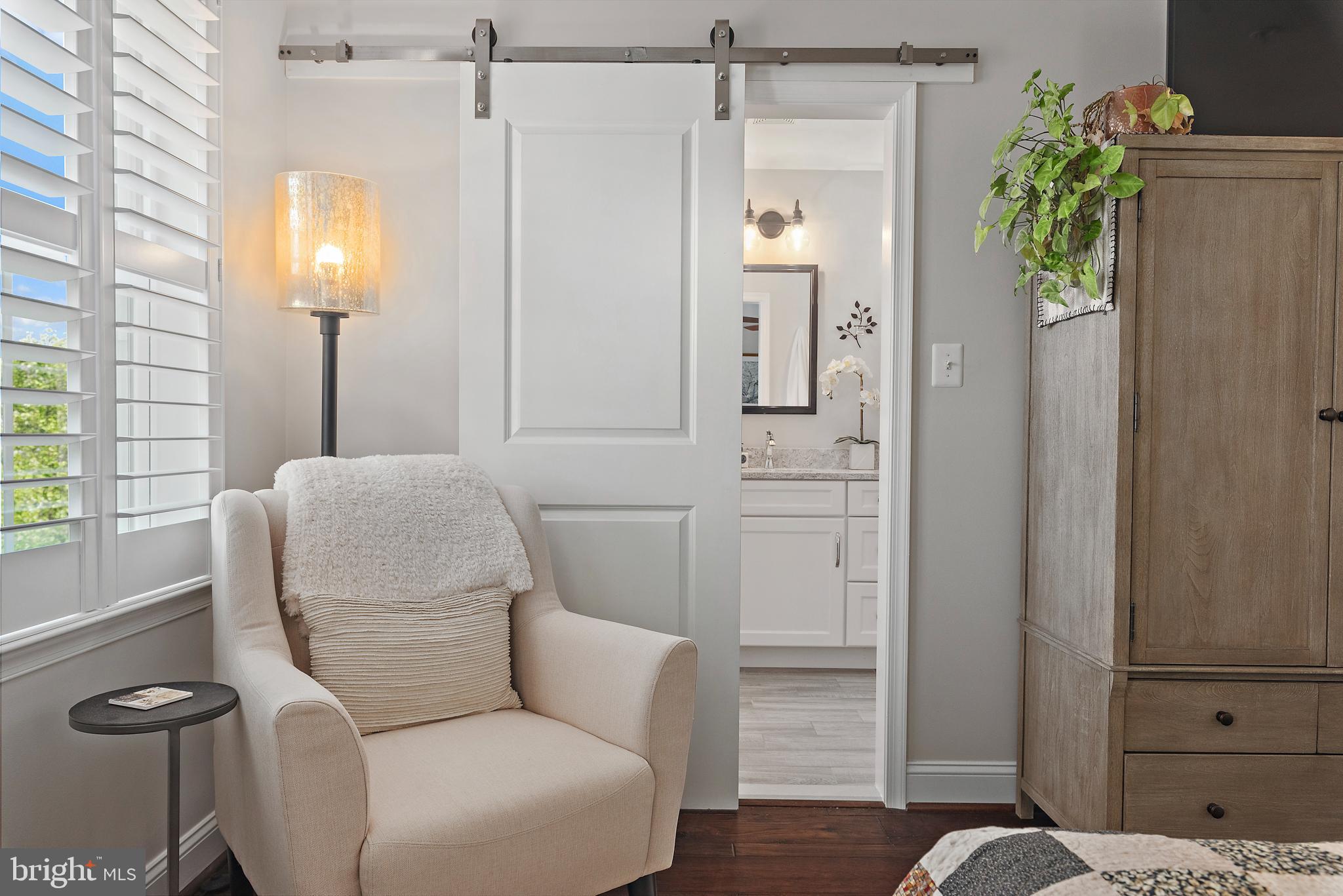 VILLAGE GREENS - Residential