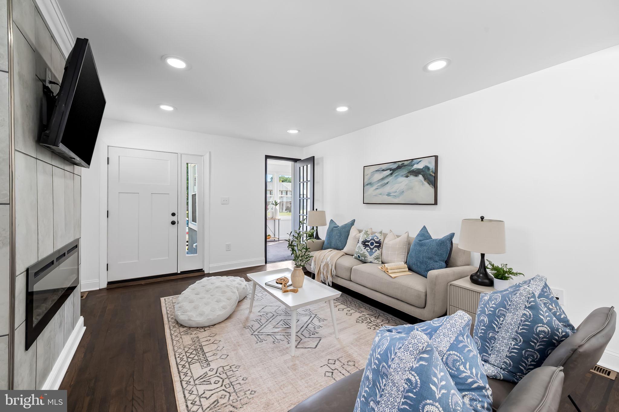 3716 E NORTHERN PARKWAY