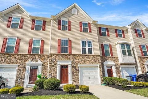 Townhouse For Sale - 107 Benford Road<br/> BEVERLY, NJ 08010
