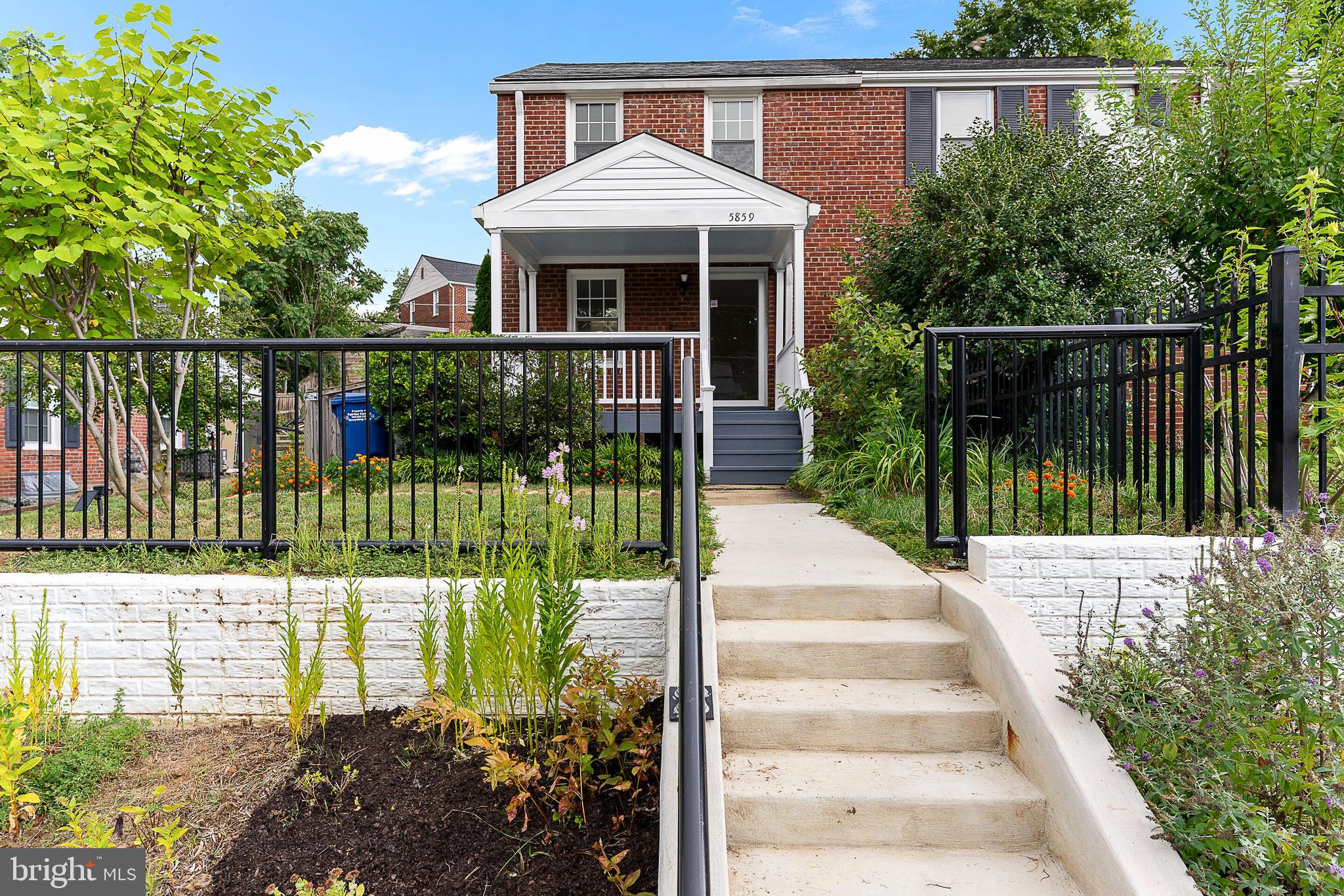 JEFFERSON MANOR - Residential Lease