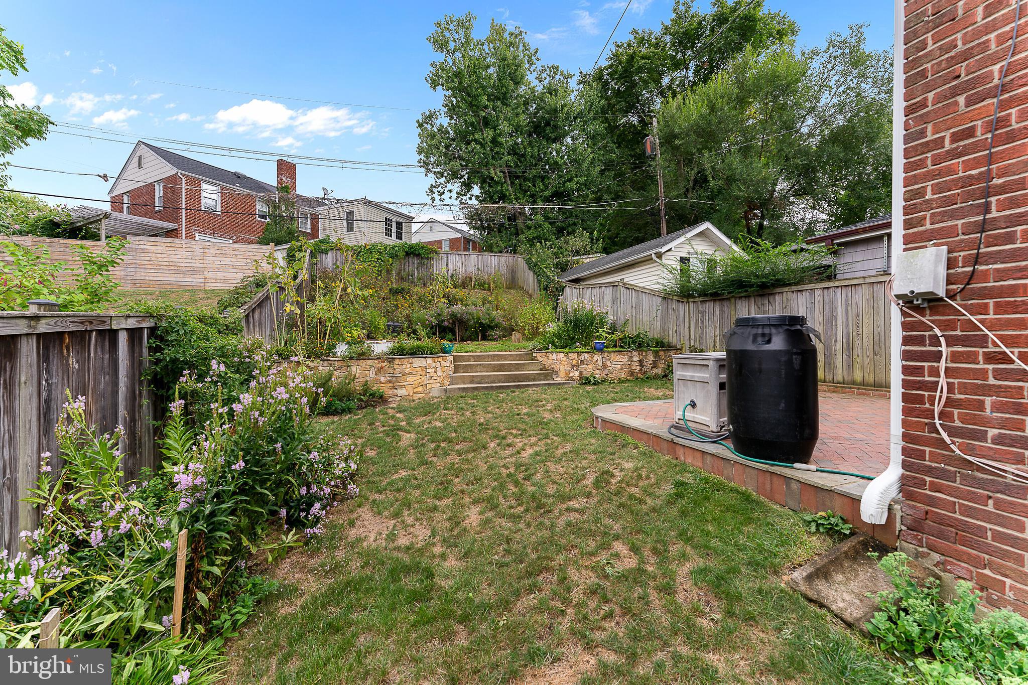 JEFFERSON MANOR - Residential Lease