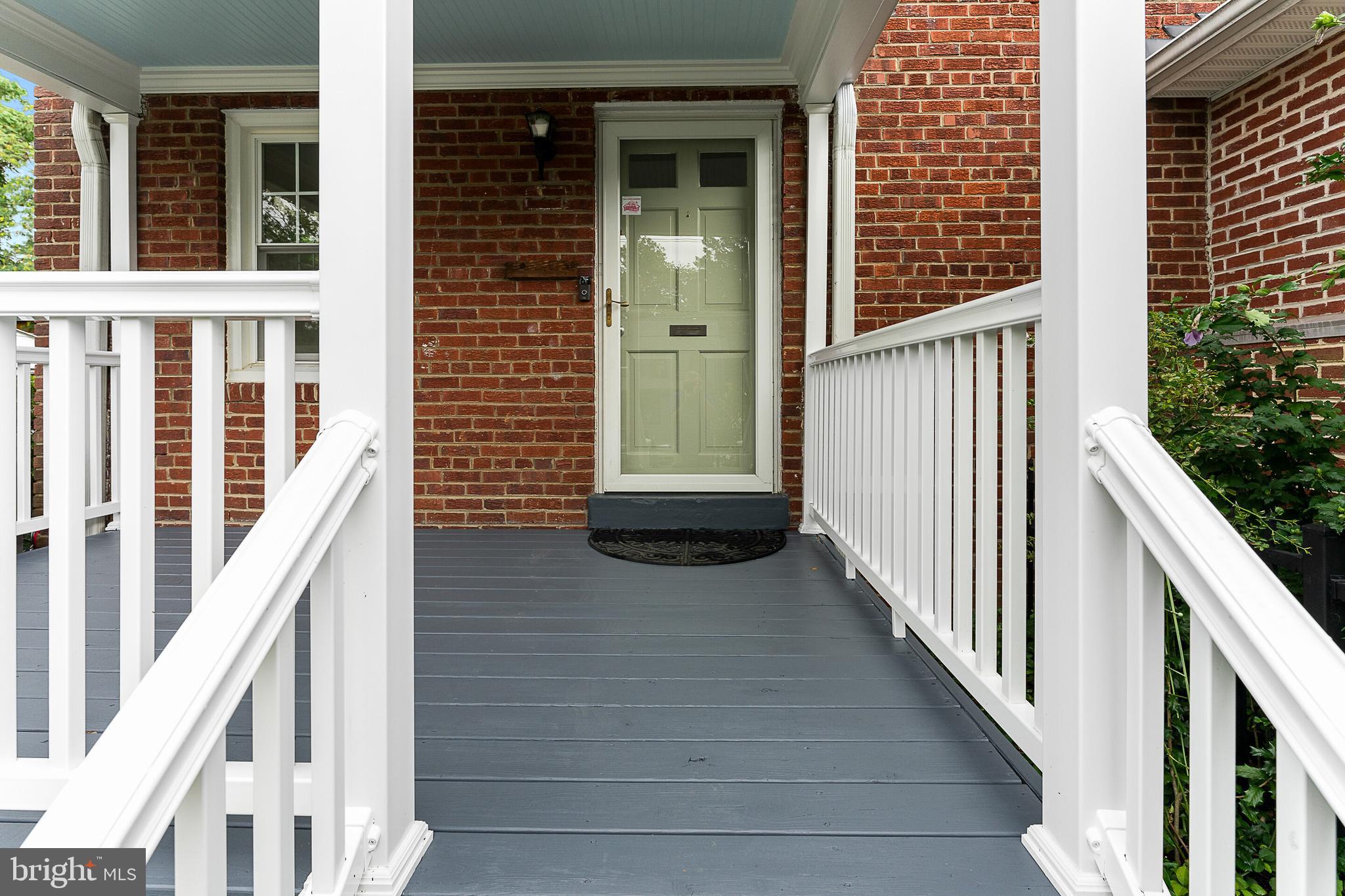 JEFFERSON MANOR - Residential Lease