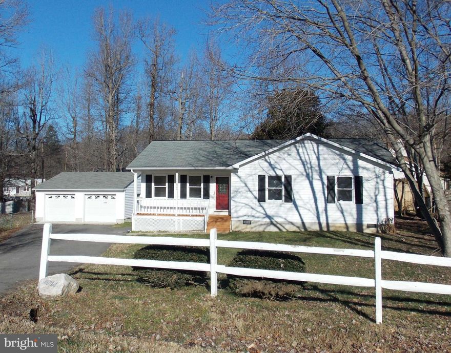 Pristine Rambler on Large, Private, Cul-De-Sac Lot. New Paint and Flooring throughout. 24X24, Detatched 2 Car Garage (perfect for the car enthusiast or hobby shop), Sun Room overlooking Fenced Back Yard and Deck.  Sunny Kitchen, Large Bedrooms, Master Suite, New Vanities, Laminate Wood Floor.  Close to I-95, Loriella Park, Shopping and Entertainment!