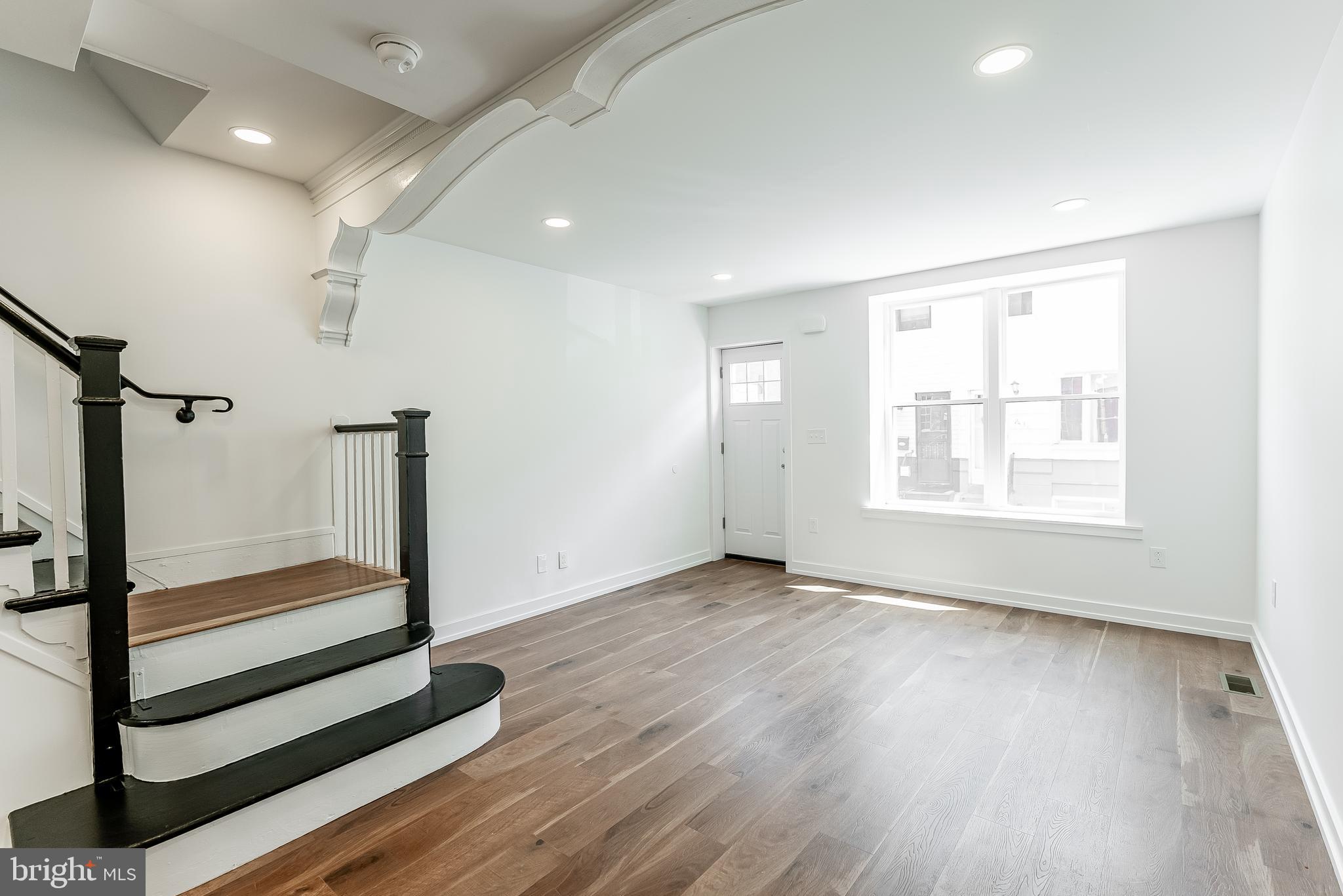 LOWER MOYAMENSING - Residential