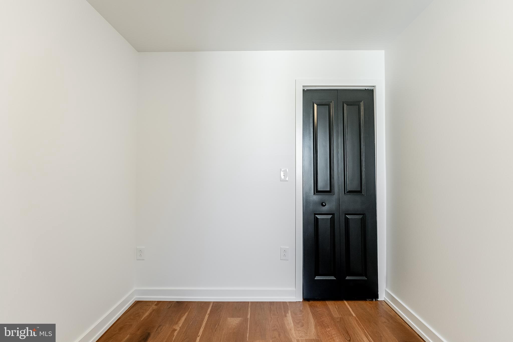 LOWER MOYAMENSING - Residential