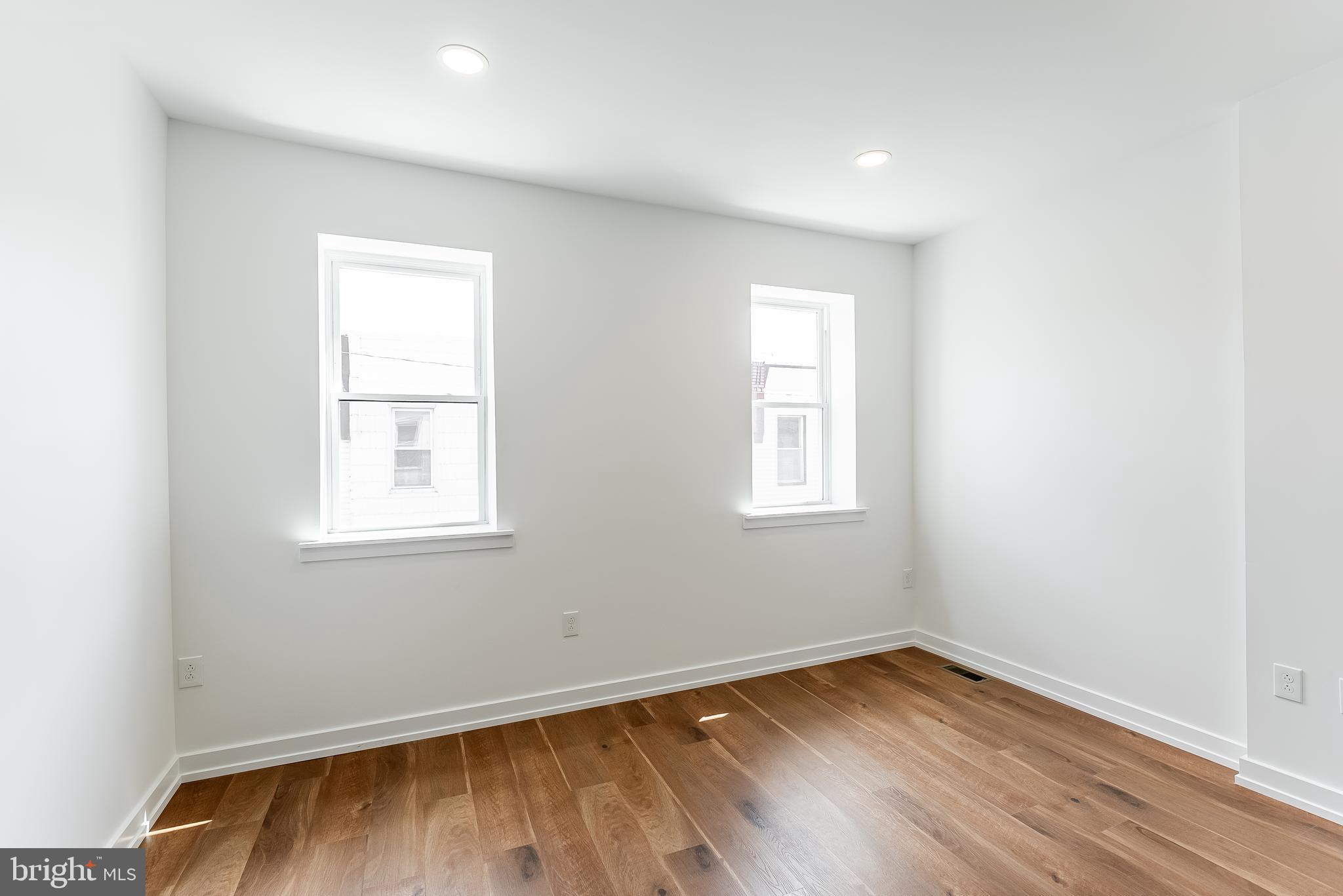 LOWER MOYAMENSING - Residential