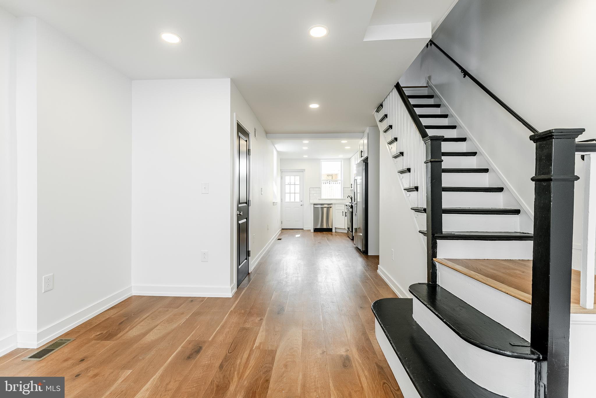 LOWER MOYAMENSING - Residential