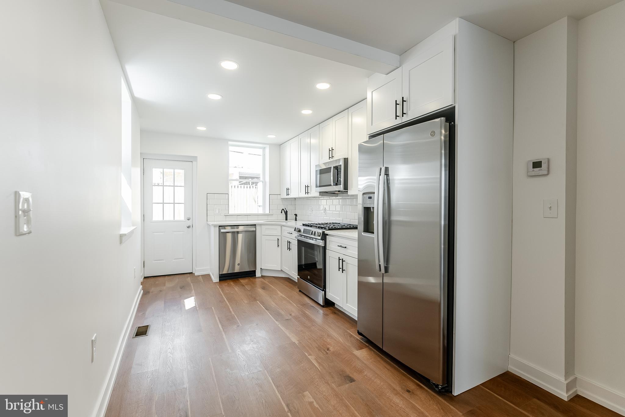 LOWER MOYAMENSING - Residential