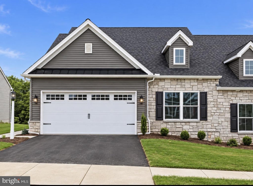 Photo of 112 Pilgrim Drive, LANCASTER, PA 17603 (MLS # PALA2097568)