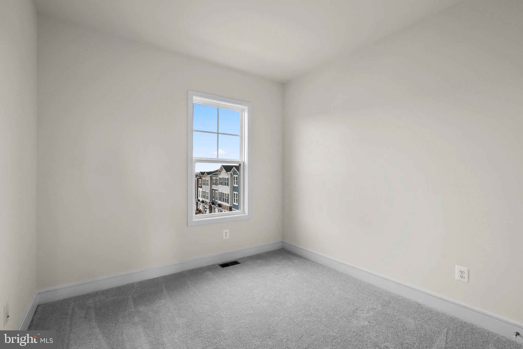 LAKE FREDERICK - Residential